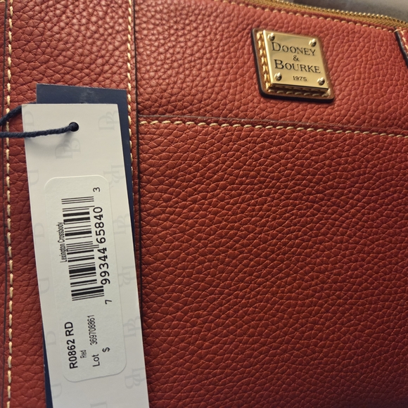 Dooney & Bourke Red Leather Crossbody Bag..discounted Shipping - Picture 5 of 7